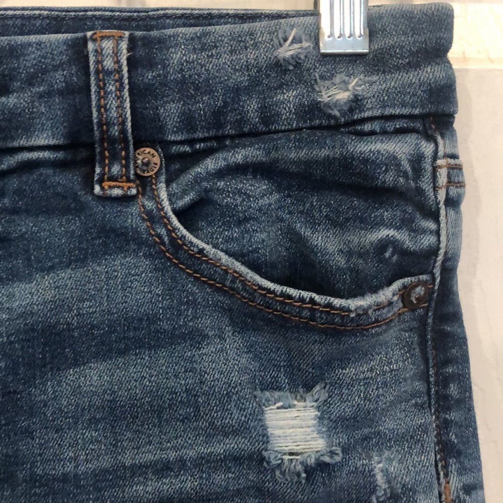 American Eagle Women’s 6 Short Distressed Curvy super high rise Jegging Jeans - Picture 5 of 16